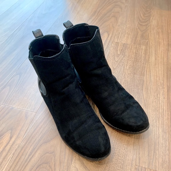 GAP Suede and Leather Ankle Boots - Picture 2 of 3